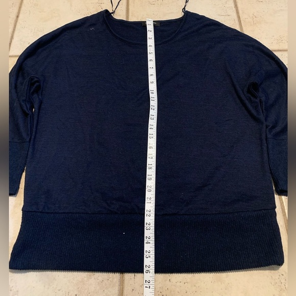 Lily Morgan Navy Blue Sweater with Button Cuffs XL - Picture 5 of 5